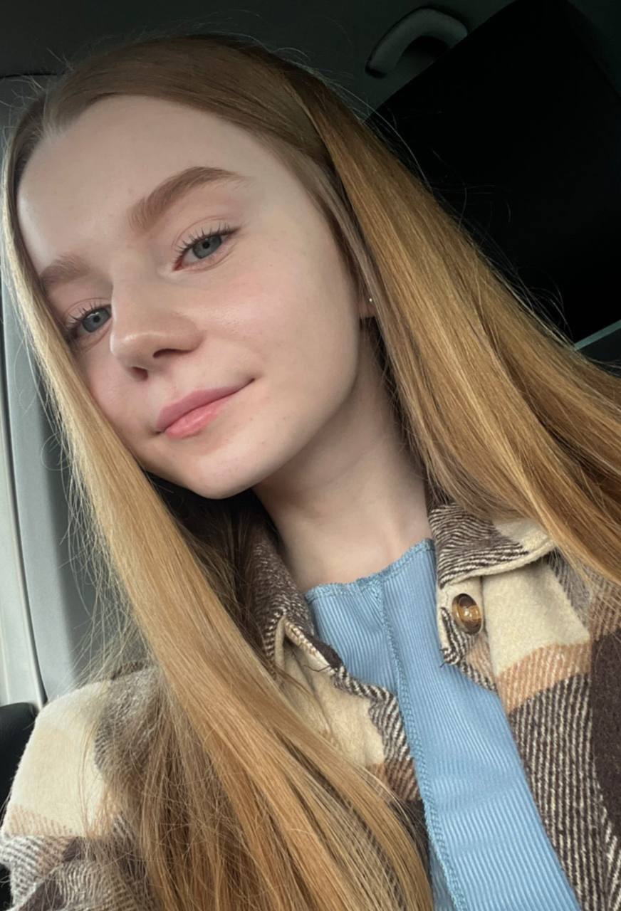Как вы думаете, какие пошлые фантазии скрывает эта милая девочка? 🥰 💗. 