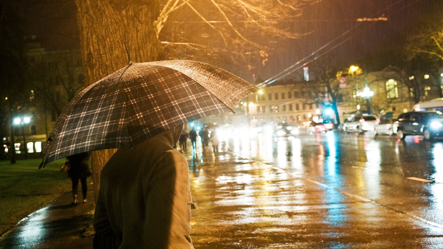 Луганск дождь. Древние синоптики. Длиться дождь