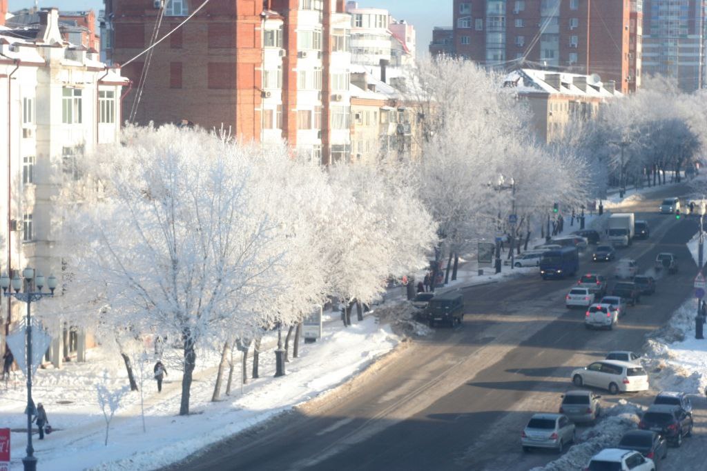 17 ощущается. Хабаровский край г.Хабаровск зимой. Хабаровск климат зимой. Город Хабаровск зимой.