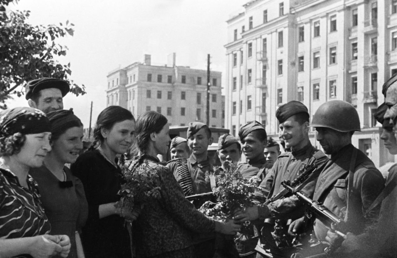 Освобождение. Освобождение Могилева в 1944. Могилев 1944 года. Освобождение города Могилева. Освобождение Минска Великая Отечественная война.